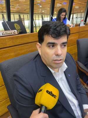 Muerte de Lalo Gomes: Vaesken sospecha de quema de archivos: “Probablemente sabía muchas cosas” - Política - ABC Color