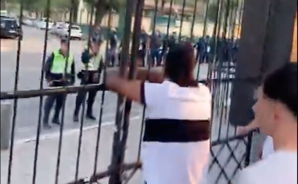 Versus / ¿Por qué la barra brava de Olimpia no pudo llegar a la Nueva Olla?