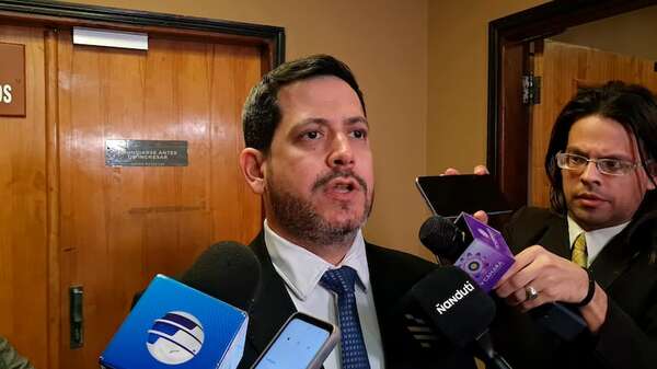 AUDIO: Anuncian tres días de duelo en Diputados y piden investigación ante muerte de “Lalo” Gomes tras allanamientos en Pedro Juan Caballero - Notas - ABC Color