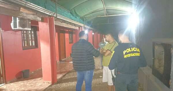 Diario HOY | Criminales irrumpieron en un inquilinato y se robaron cajas de celulares y un vehículo