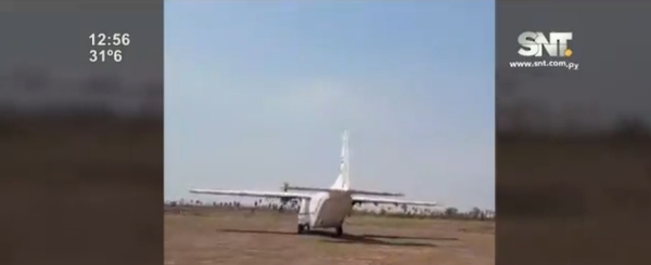 Cuerpo del diputado es trasladado vía aérea - SNT