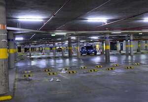 Negocio redondo: firma privada recaudará hasta durante la noche por estacionamiento en costosas oficinas de Gobierno - Economía - ABC Color