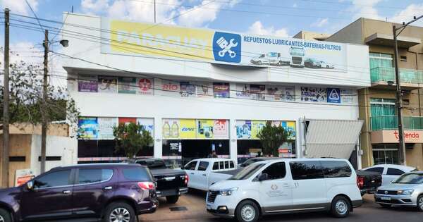 Diario HOY | Allanan local de venta de repuestos de “Lalo” Gomes en PJC e incautan varias cajas