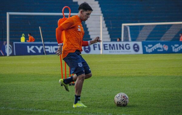El puntero del campeonato ya entrena con miras al partido ante Libertad