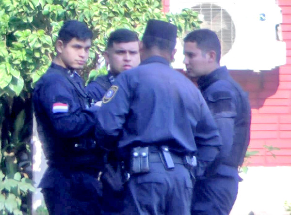 Agentes del puesto policial nº 12 apartados y sumariados tras procedimientos irregulares - La Clave