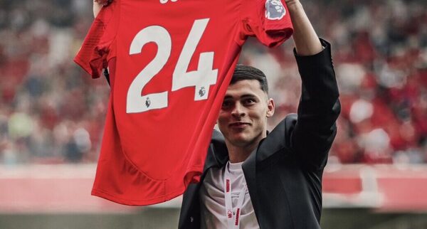 Versus / Ramón Sosa habla de su objetivo inmediato con el Nottingham Forest