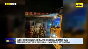 Ypacaraí: Incendio consumió parte de local comercial   - ABC Noticias - ABC Color