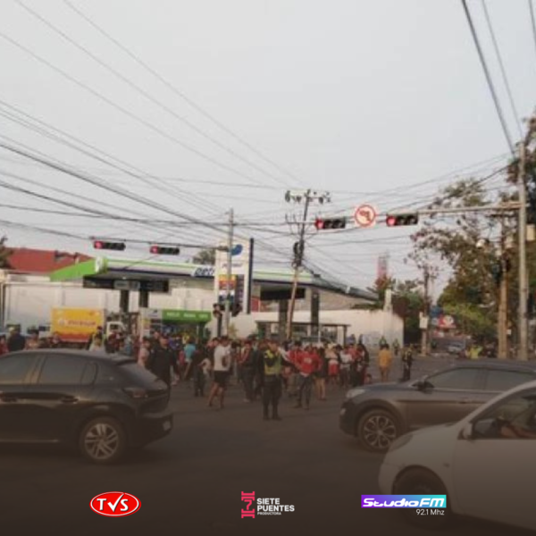 ASUNCIÓN: MANIFESTACIÓN DE INDÍGENAS SOBRE LA AVENIDA ARTIGAS DESATA REACCIÓN DE VECINOS - TVS