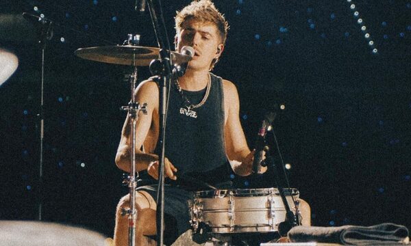 [VIDEO] ¡Baterista de “Morat” lanzó un vídeo dedicado a Paraguay!