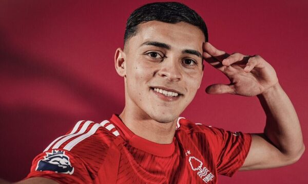 ¡Está habilitado! El precio que tiene Ramón Sosa en el “Fantasy” de la Premier League