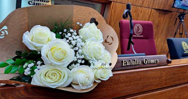 Diario HOY | Diputados rinden homenaje póstumo a Lalo y piden esclarecer su muerte