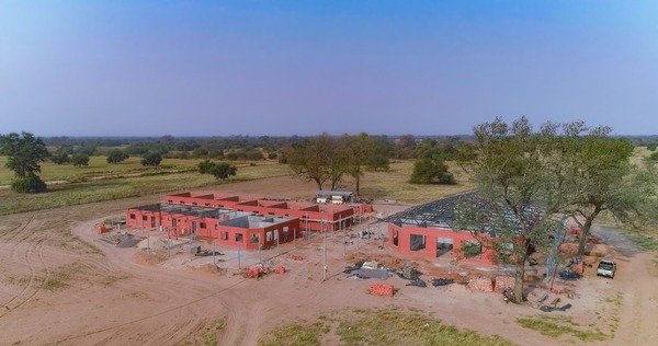 Nuevo colegio para Filadelfia avanza en construcción para empezar con las clases el próximo año lectivo