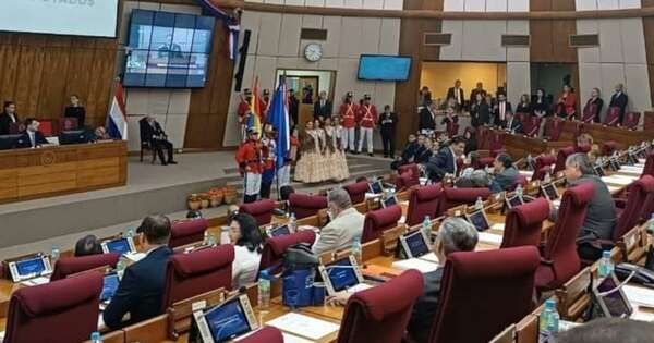 La Nación / Diputados analizan proyecto que exige al Ejecutivo renuncia de Riera