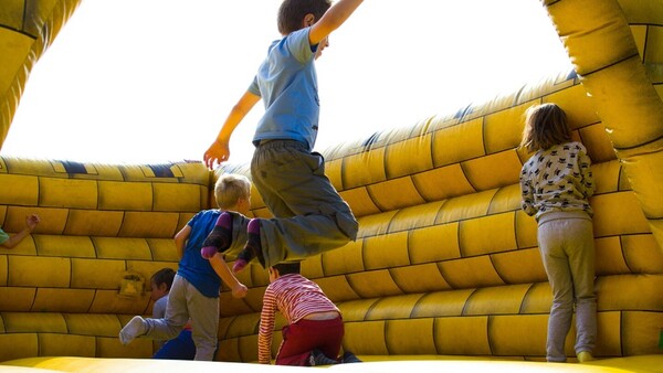 Niños felices hoy, adultos íntegros mañana: cómo lograr un desarrollo emocional adecuado en ellos