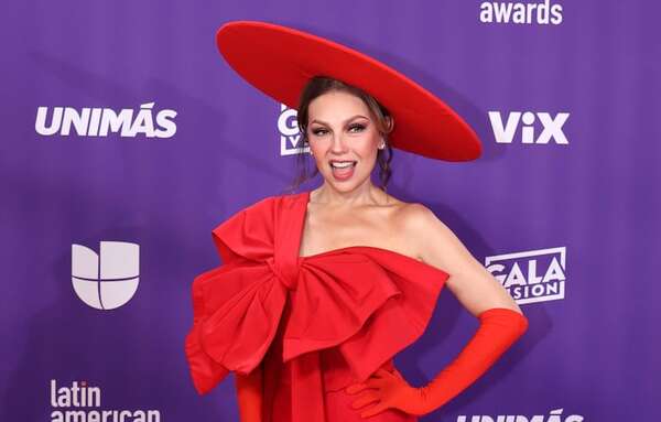Thalía presenta la nueva versión de “Persiana Americana” con Charly Alberti - Gente - ABC Color