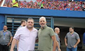 ¿En qué quedamos? Presi de la O he’i que se dramatizó de más lo del aire acondicionado