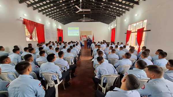 CENCAP- Si Hay Esperanza fortalece la formación integral en el Colegio de Policía de San Juan Bautista, Misiones