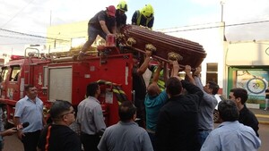 Restos de Eulalio Lalo Gomes llegan a Pedro Juan Caballero