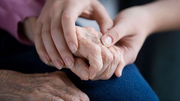 Un marcapasos cerebral personalizado reduce los síntomas en pacientes con parkinson