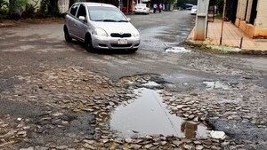 Cinco puntos críticos de Villa Elisa a causa de grandes baches