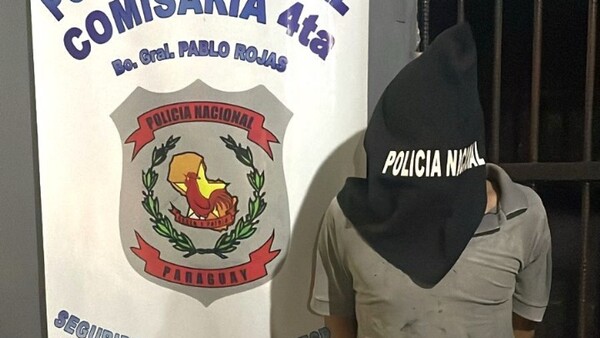 Detenido tras golpear a su esposa y abusar de su retoña