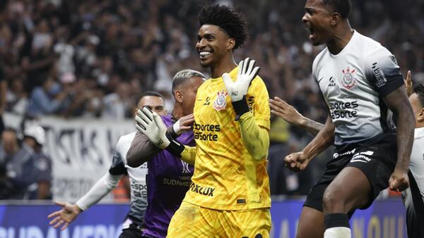 Corinthians vence a Bragantino en penales y se clasifica a cuartos de Sudamericana