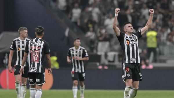 Atlético Mineiro elimina a San Lorenzo y se cita en cuartos con el campeón