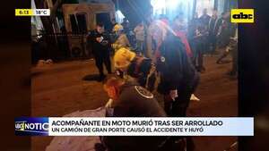 Video: Acompañante en moto murió tras ser arrollado por un camión  - ABC Noticias - ABC Color