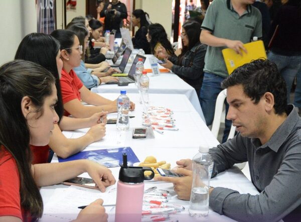 Más de 170 vacancias laborales ofrecerán en la Expo Empleo del Abasto de Limpio