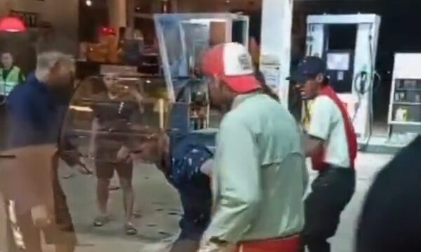 (VIDEO)Saltan más videos donde esposa quedó chalai tras pillar a su ména con otra
