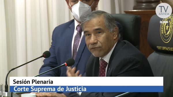 Estarían estafando a profesionales del interior para “garantizar” su juramento como abogados