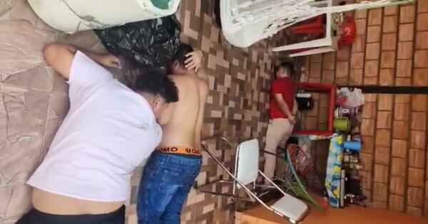 La Nación / Policía logra neutralizar a un grupo de asaltantes tras persecución y balacera