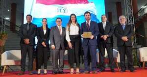 La Nación / Cervepar recibe reconocimiento de la DNIT como uno de los mayores aportantes al fisco