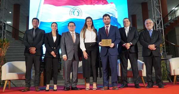 La Nación / Cervepar recibe reconocimiento de la DNIT como uno de los mayores aportantes al fisco