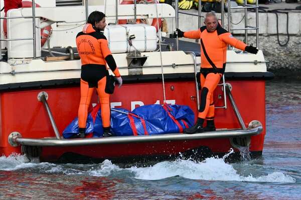 Hallan cinco cadáveres dentro del yate hundido en Sicilia y buscan al último desaparecido - Mundo - ABC Color