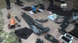 Detienen a 6 ''militares'' asaltantes - SNT
