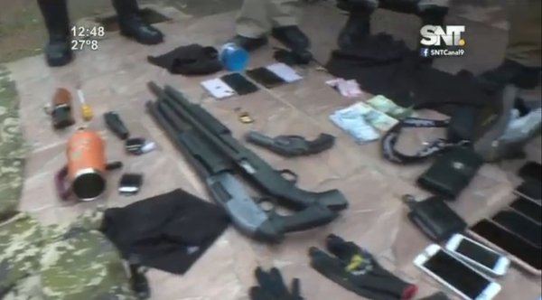 Detienen a 6 ''militares'' asaltantes - SNT