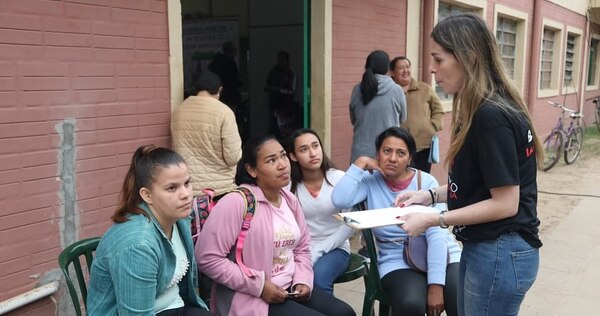 Más de 300 servicios brindados en primera jornada de atenciones de Ciudad Mujer Móvil en Ñeembucú - .::Agencia IP::.