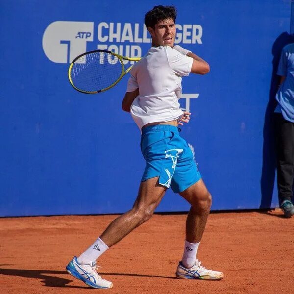Vallejo avanza a segunda ronda en el challenger lusitano