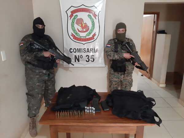 Hallan chalecos antibalas y cartuchos abandonados en zona boscosa de Alto Verá