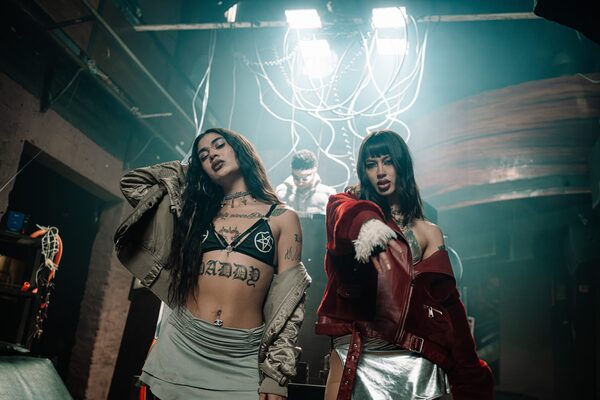 “Paraguarí”, la nueva canción de Milkshake - trece