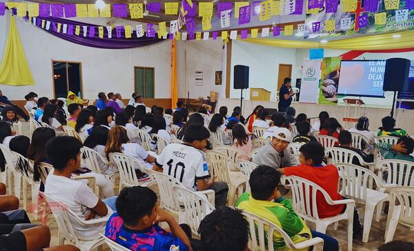 Programa de prevención de suicidio y bullying impacta en comunidades nativas de Boquerón