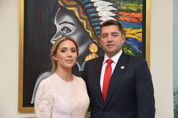 Diputados “reciclan” orden del día y justifican a esposa de Pedro Alliana - Política - ABC Color