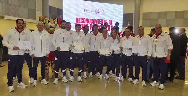 Merecido reconocimiento a atletas de París 2024 - Polideportivo - ABC Color
