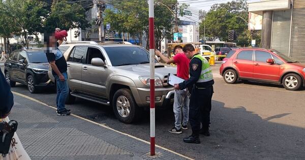 Diario HOY | Cien millones sin respaldo en zona de banco y casas de cambios