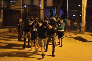 Trasladan a 22 reclusos de alto perfil al pabellón de máxima seguridad del penal de Minga Guazu - Judiciales.net
