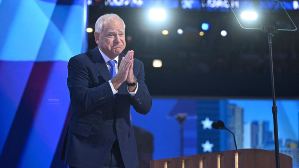 Tim Walz aceptó formalmente la nominación demócrata como candidato a vicepresidente de Kamala Harris - .::Agencia IP::.