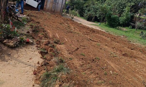 Echan vivienda construida en calle de Minga Guazú