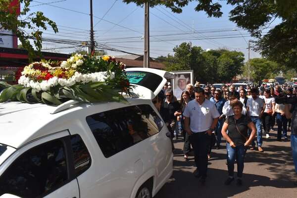 Muerte de “Lalo” Gomes: gobernador niega respaldo a gobierno de Santi Peña - Política - ABC Color