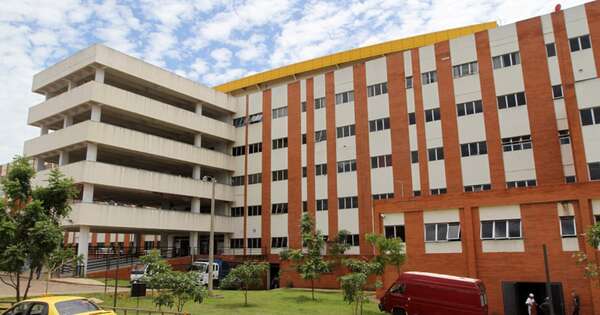 Diario HOY | Susto en el Hospital de Clínicas tras “rotura de baldosas” en un aula